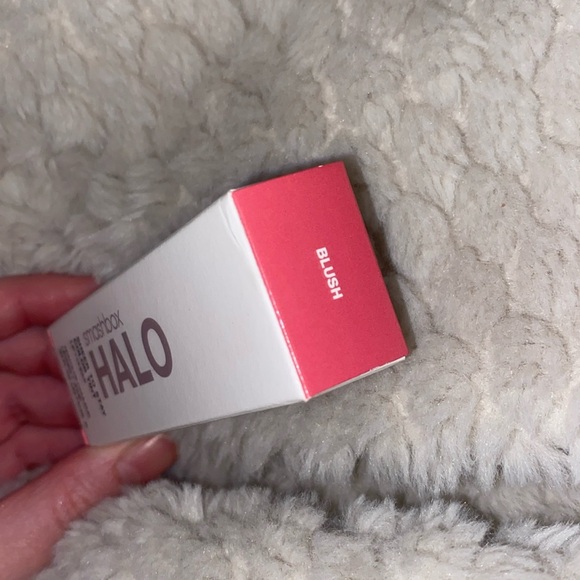 Smashbox Lip and Cheek Tint! - Picture 5 of 6